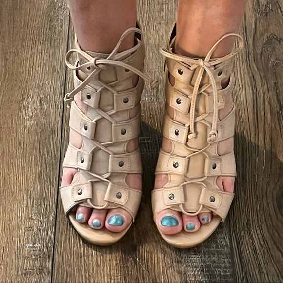 Rampage Valerie heeled sandal with mock lace up - Picture 2 of 13